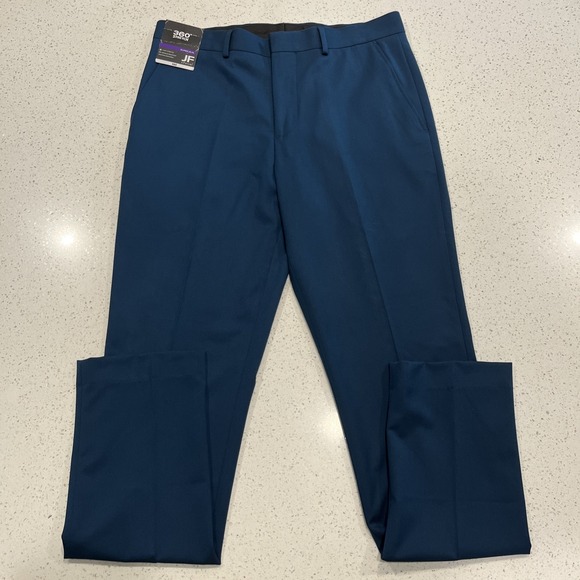 J. Ferrar Other - J. Ferrar Slim 360 Stretch Washable Cropped Blue Pants 32 x 34 NWT
